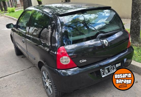 Autos - Renault Clio 2 2006 Nafta 219000Km - En Venta