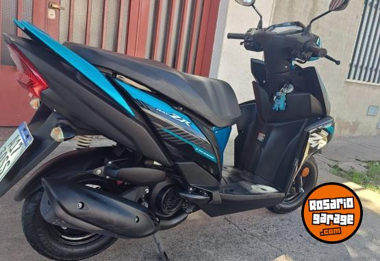 Motos - Yamaha Ray 2022 Nafta 8700Km - En Venta