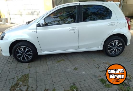 Autos - Toyota Etios 1.5 XLS 2023 Nafta 12900Km - En Venta