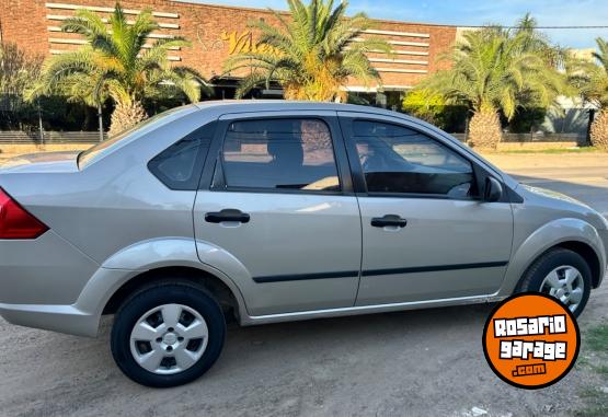 Autos - Ford Fiesta max 2007 GNC 202000Km - En Venta