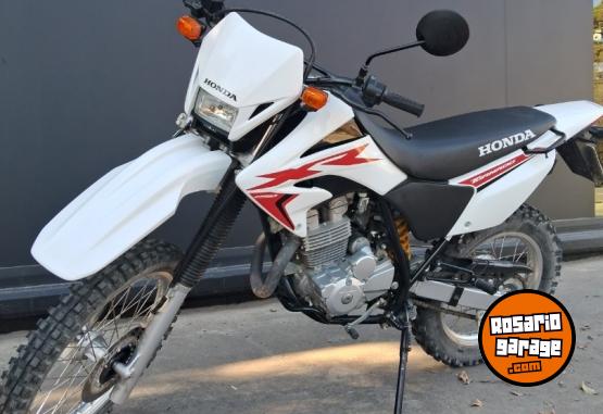 Motos - Honda Honda tornado 250 2023 Nafta 6000Km - En Venta