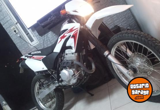 Motos - Honda Honda tornado 250 2023 Nafta 6000Km - En Venta