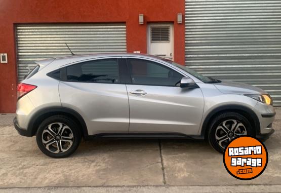 Autos - Honda HRV LX 2015 Nafta 92000Km - En Venta