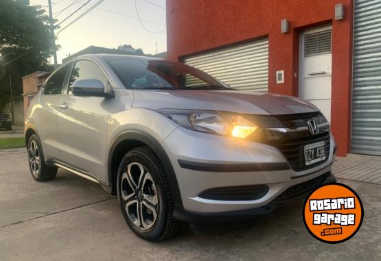 Autos - Honda HRV LX 2015 Nafta 92000Km - En Venta