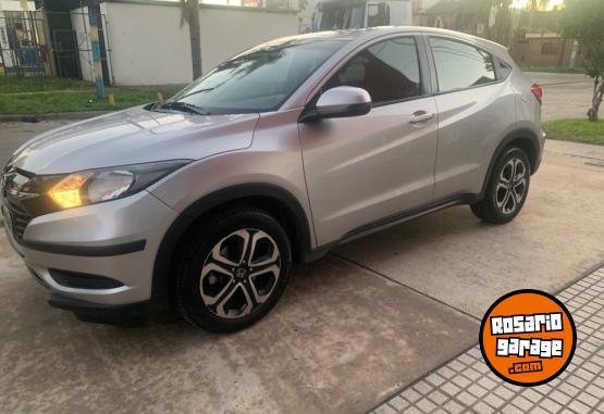 Autos - Honda HRV LX 2015 Nafta 92000Km - En Venta