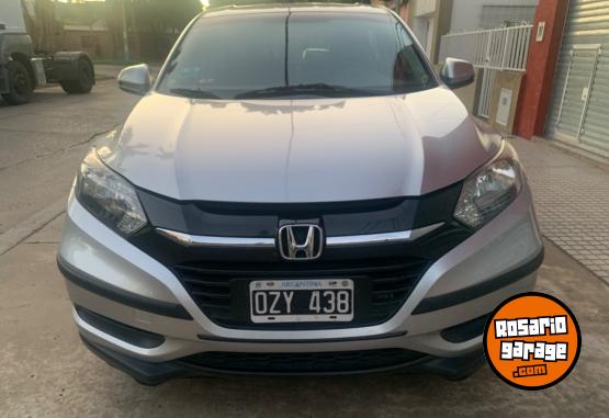 Autos - Honda HRV LX 2015 Nafta 92000Km - En Venta