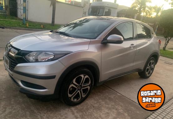 Autos - Honda HRV LX 2015 Nafta 92000Km - En Venta