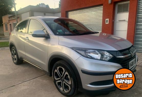 Autos - Honda HRV LX 2015 Nafta 92000Km - En Venta