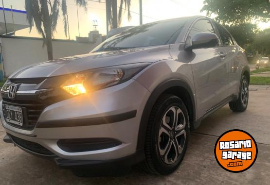 Autos - Honda HRV LX 2015 Nafta 92000Km - En Venta