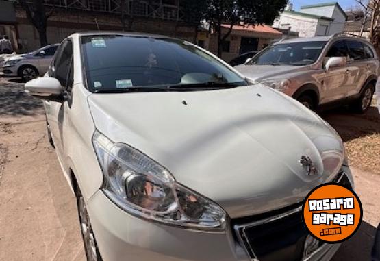 Autos - Peugeot 208 ALLURE 1.6 N 2014 Nafta 46000Km - En Venta