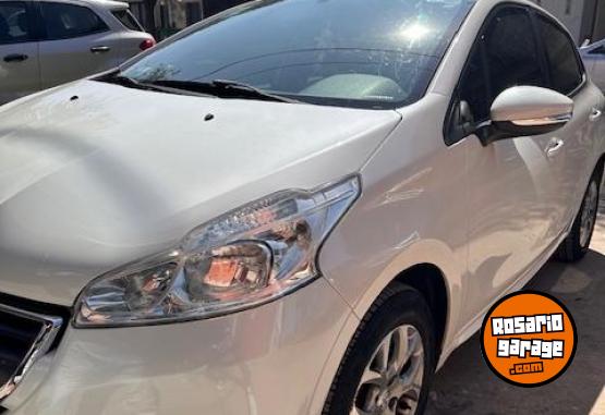 Autos - Peugeot 208 ALLURE 1.6 N 2014 Nafta 46000Km - En Venta