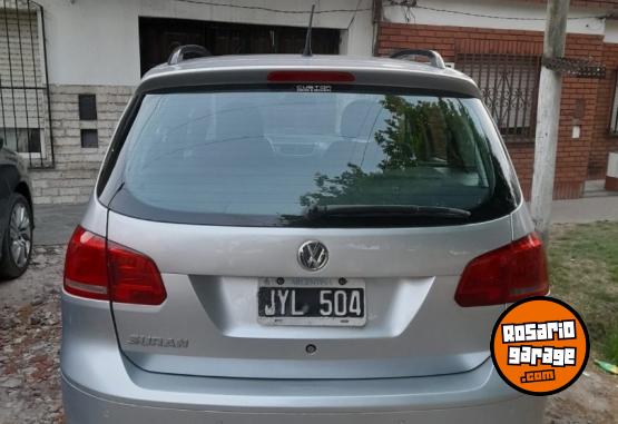 Autos - Volkswagen Suran Highline full 2011 GNC 145000Km - En Venta