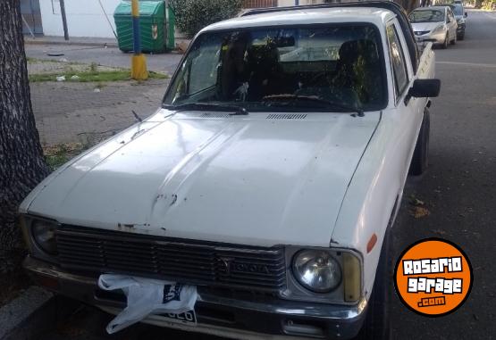 Camionetas - Toyota Hilux 1981 GNC 1111Km - En Venta