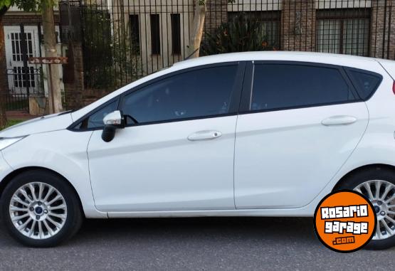 Autos - Ford Fiesta SE 2017 Nafta 57000Km - En Venta