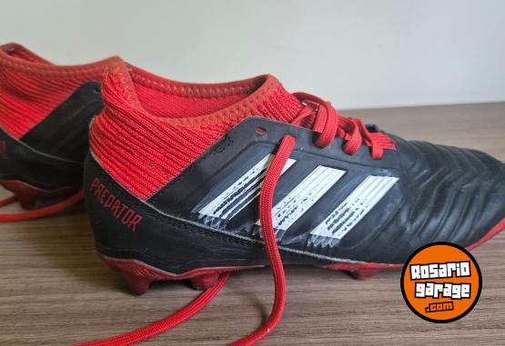 Deportes - Botines de ftbol con tapones - En Venta