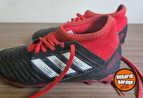 Deportes - Botines de ftbol con tapones - En Venta