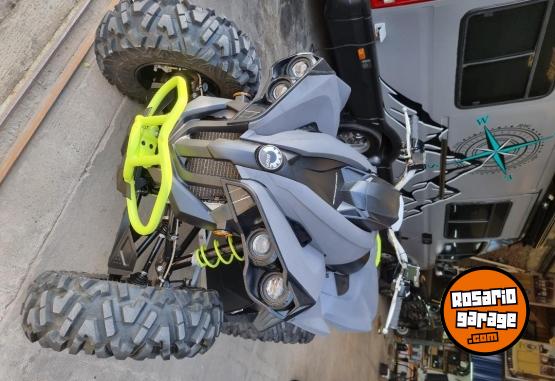 Cuatris y UTVs - Can Am Can am renegade 2013  8000Km - En Venta