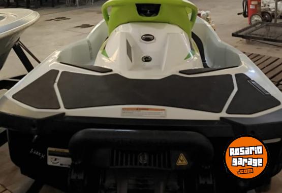 Embarcaciones - SeaDoo gti 130 con  32 horas - En Venta