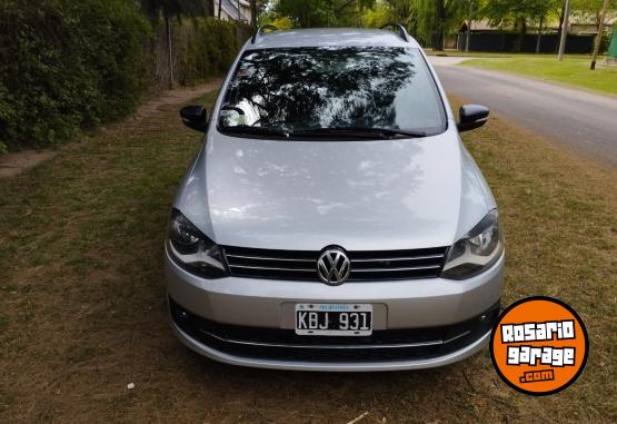 Autos - Volkswagen suran trendline 2011 GNC  - En Venta