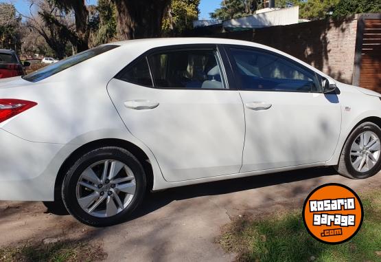 Autos - Toyota Corolla 2015 Nafta 110000Km - En Venta