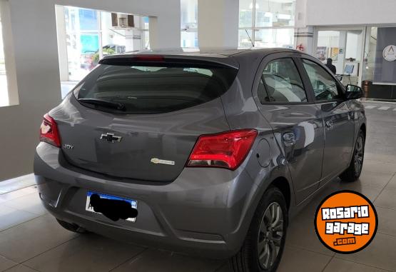 Autos - Chevrolet Onix Joy  Black 1.4 2023 Nafta 4500Km - En Venta