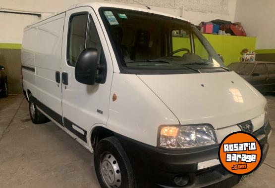 Utilitarios - Peugeot BOXER FURGON PLC 2012 Diesel 265000Km - En Venta