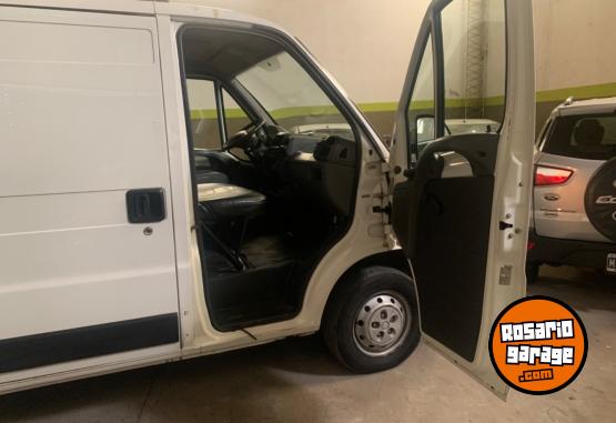 Utilitarios - Peugeot BOXER FURGON PLC 2012 Diesel 265000Km - En Venta