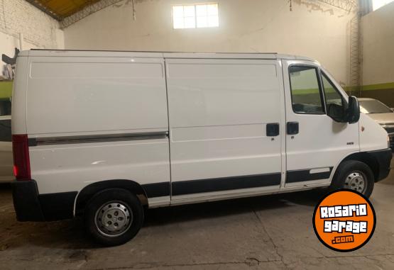 Utilitarios - Peugeot BOXER FURGON PLC 2012 Diesel 265000Km - En Venta