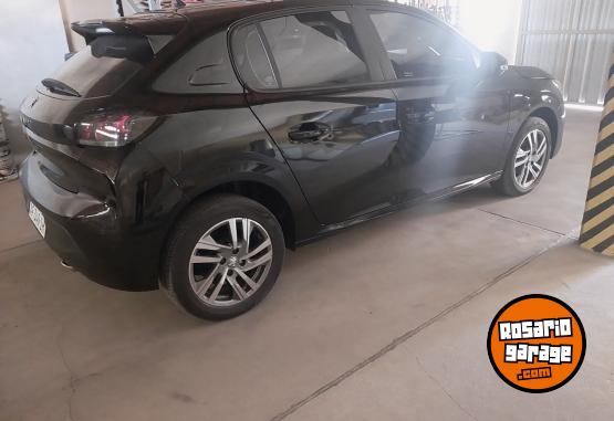 Autos - Peugeot 208 2022 Nafta 25000Km - En Venta