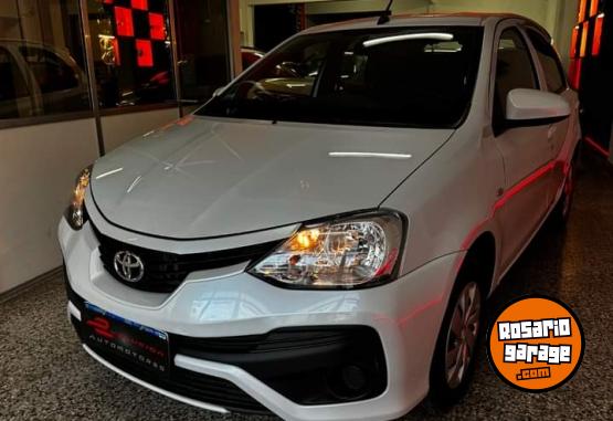 Autos - Toyota ETIOS X 2023 Nafta 60000Km - En Venta