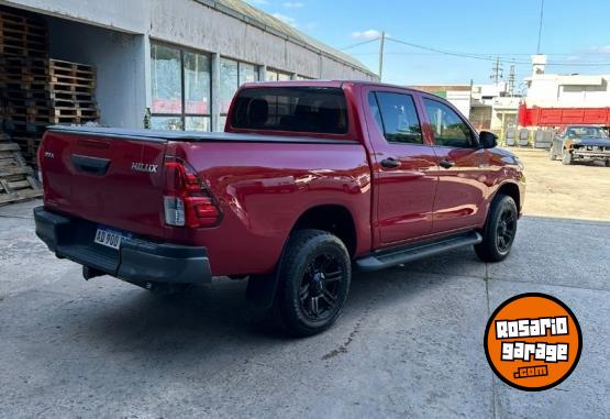 Camionetas - Toyota Hilux dx 2019 Diesel 132000Km - En Venta