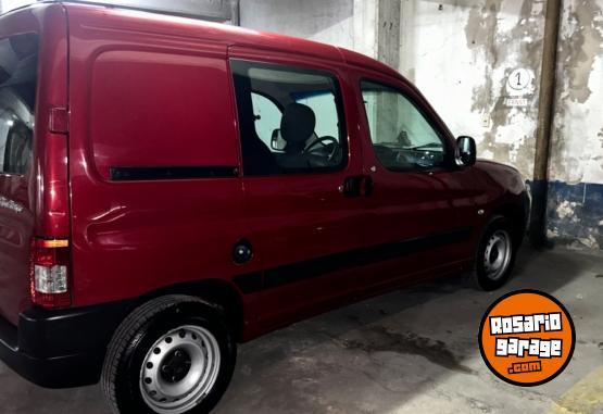 Utilitarios - Citroen Berlingo 2020 GNC 110000Km - En Venta