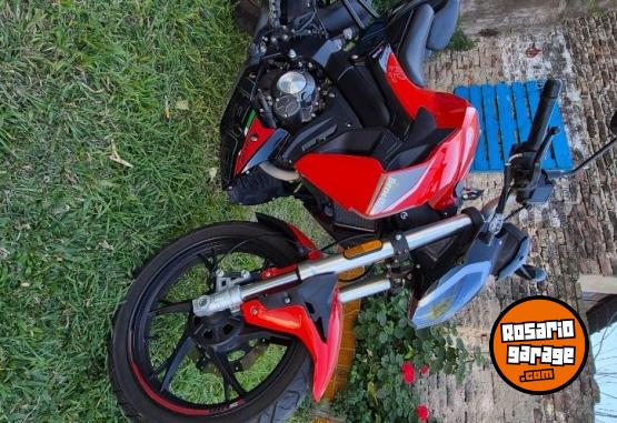 Motos - Benelli 180 S 2022 Nafta 9000Km - En Venta