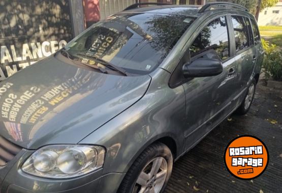 Autos - Volkswagen Suran 2010 GNC 220000Km - En Venta