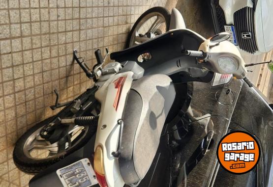 Motos - Corven Energy 2015 Nafta 4390Km - En Venta