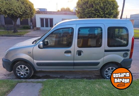 Utilitarios - Renault KANGOO 2012 GNC 296000Km - En Venta