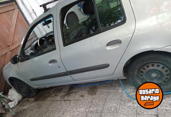 Autos - Renault Clio 2006 GNC 111111Km - En Venta