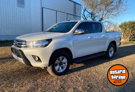 Camionetas - Toyota SRV 4x4 2017 Diesel 145000Km - En Venta