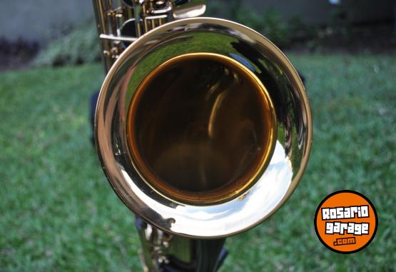 Instrumentos Musicales - VENDO SAXOFON TENOR  YAMAHA YTS 62 CON ACCESORIOS -PROFESIONAL- - En Venta