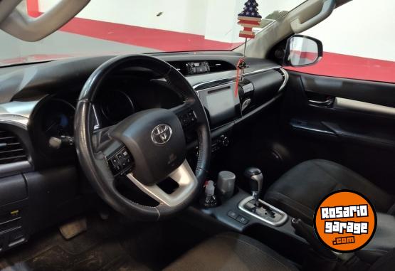 Camionetas - Toyota Hilux srv 2018 Diesel 96000Km - En Venta