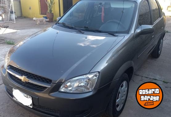 Autos - Chevrolet Classic 2015 Nafta 94500Km - En Venta