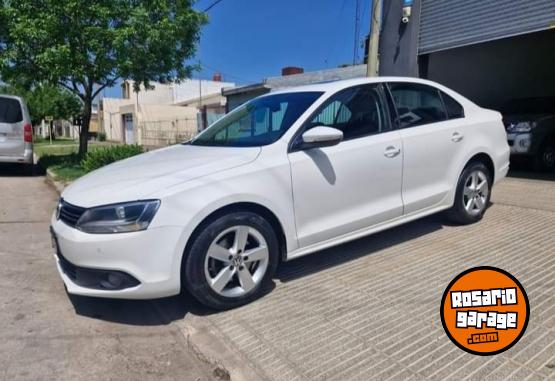 Autos - Volkswagen Luxury 2.5 2011 Nafta 126000Km - En Venta