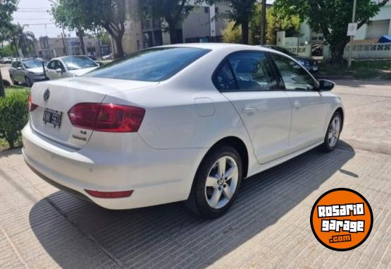 Autos - Volkswagen Luxury 2.5 2011 Nafta 126000Km - En Venta