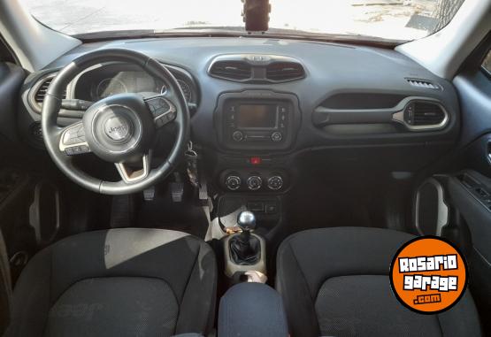 Camionetas - Chrysler Jeep Renegade 1.8 Sport 2017 Nafta 74000Km - En Venta