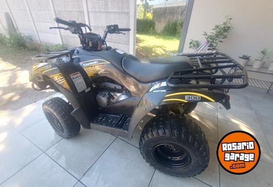 Cuatris y UTVs - Kawasaki Brute Force 300 2013  7000Km - En Venta