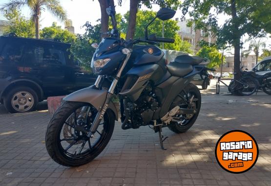 Motos - Yamaha FZ 25 2023 Nafta 19Km - En Venta