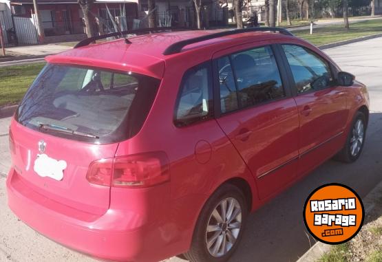 Autos - Volkswagen Suran Highline 2012 Nafta 190Km - En Venta