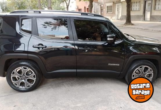 Camionetas - Jeep RENEGADE LONGITUDE FULL 2018 Nafta 65300Km - En Venta