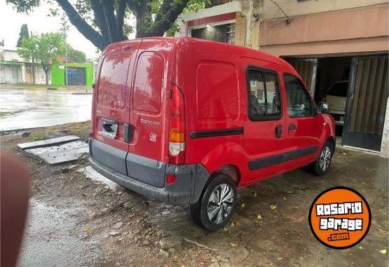 Utilitarios - Renault Kangoo Familiar 2014 GNC 97000Km - En Venta