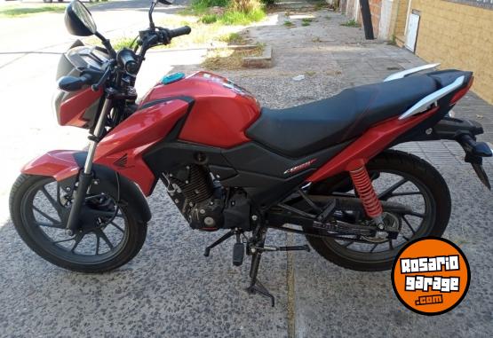 Motos - Honda TWISTER 125 2023 Nafta 1240Km - En Venta